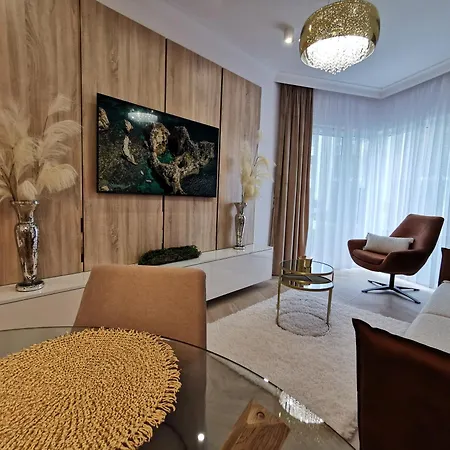 Gold B33 Let's Sea Baltic Park Lägenhet *