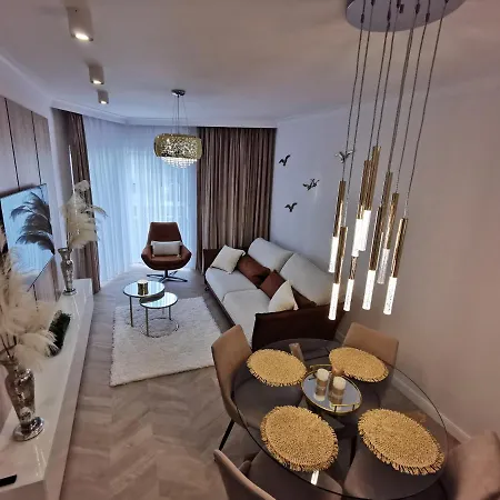 Gold B33 Let's Sea Baltic Park Lägenhet