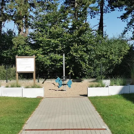 Gold B33 Let's Sea Baltic Park Lägenhet Gąski