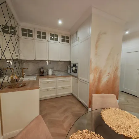 Gold B33 Let's Sea Baltic Park Lägenhet Gąski