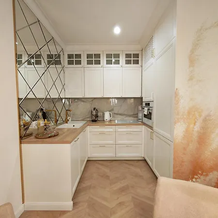 Gold B33 Let's Sea Baltic Park