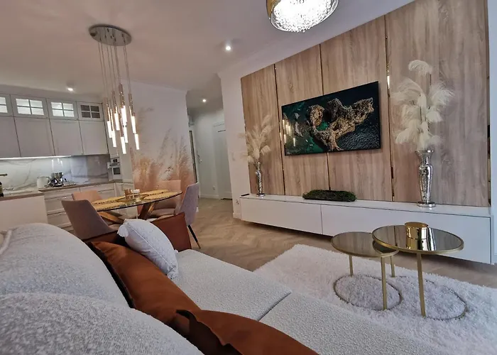 Gold B33 Let's Sea Baltic Park غونسكي